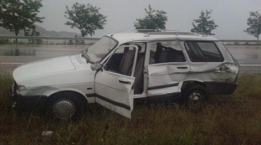 Elazığ&rsquo;da Trafik Kazası:3 Yaralı