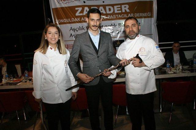 Zapader Yönetimi İftar Programında Bir Araya Geldi