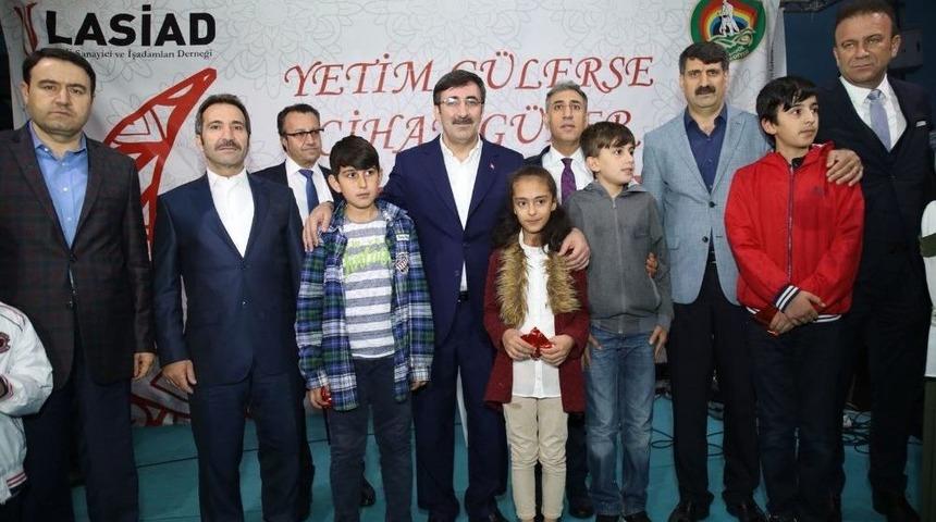 Bing&ouml;l&rsquo;de 5 Bin Kişilik İftar