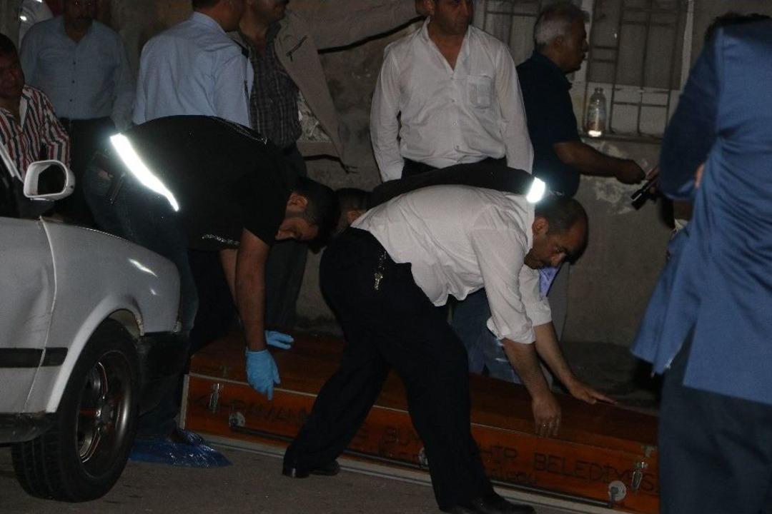 Kahramanmaraş&rsquo;ta Yaşlı Kadın Boğazı Kesilerek &Ouml;ld&uuml;r&uuml;ld&uuml;