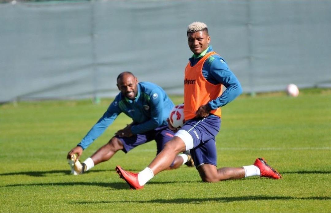 Alanyaspor Kupa Mesaisine Başladı