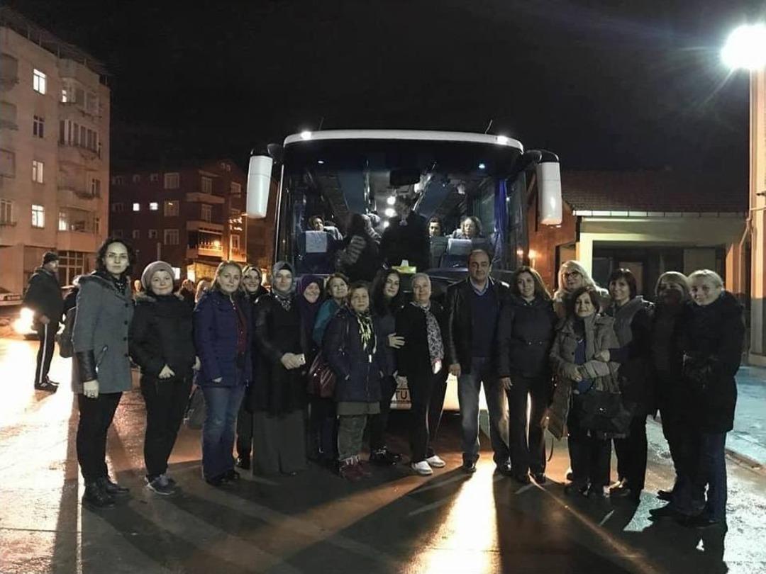 G&uuml;l&uuml;&ccedil;l&uuml; Bayanlar Konya&rsquo;yı Geziyor