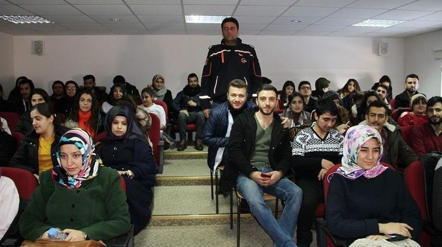 Afad Erzurum&rsquo;dan Hemşirelik Fak&uuml;ltesine Tanıtım Eğitimi