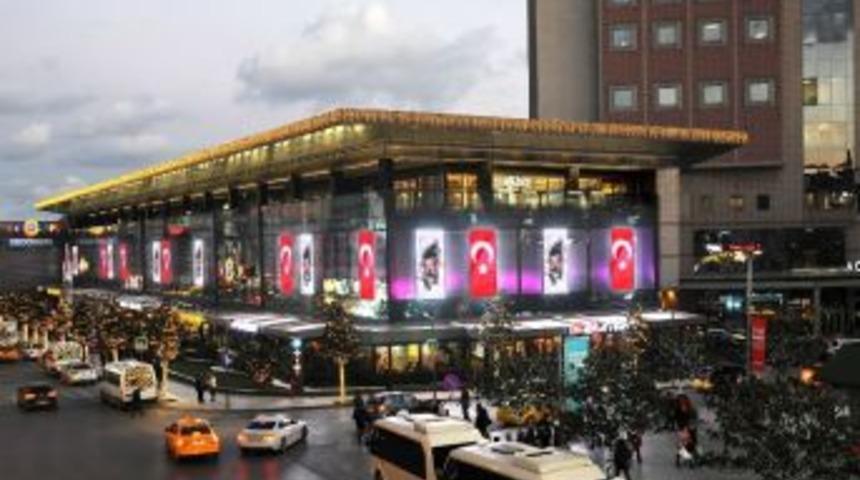 En İyi Hatıralar &Ouml;d&uuml;lle Buluşuyor