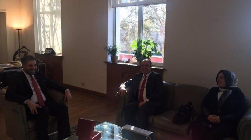 Başkan &Ccedil;ift&ccedil;i&rsquo;den Pekin B&uuml;y&uuml;kel&ccedil;isi &Ouml;nen&rsquo;e Ziyaret