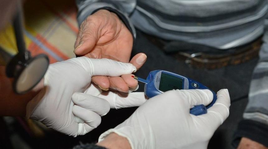 &Uuml;mraniye&rsquo;de Yaşlılar Yalnız Değil