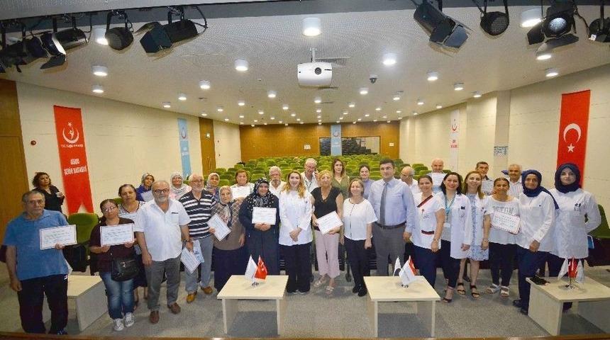 Adana Şehir Hastanesi&rsquo;nin &lsquo;diyabet Okulu&rsquo;nda Hastalar Bilin&ccedil;lendiriliyor