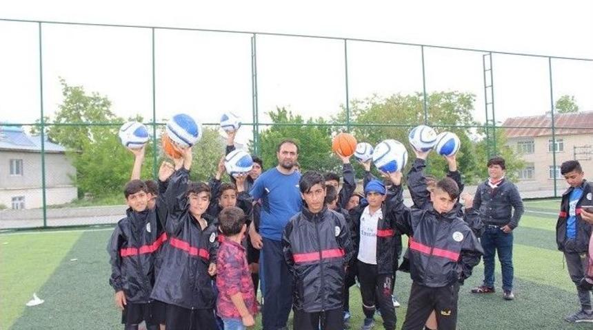 Başkan Türeli, Kendi İmkânlarını Seferber Etti