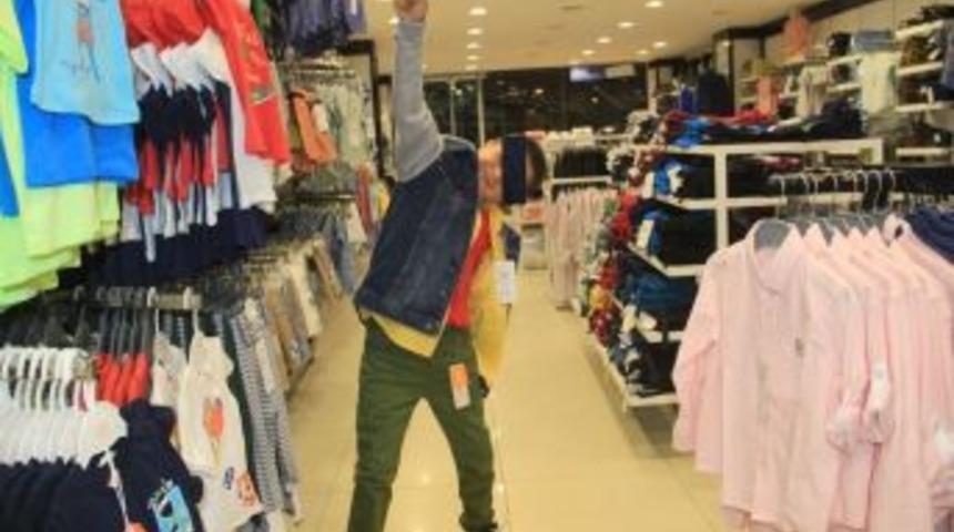 Hakkari Polisinden &Ouml;rnek Davranış