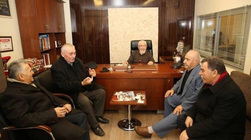 Başkan B&uuml;y&uuml;kkılı&ccedil; Camikebir Esnafını Ziyaret Etti