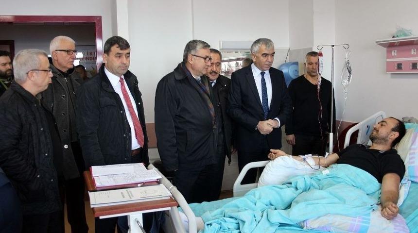 Kazalı Maden İş&ccedil;isine &rsquo;ge&ccedil;miş Olsun&rsquo; Ziyareti