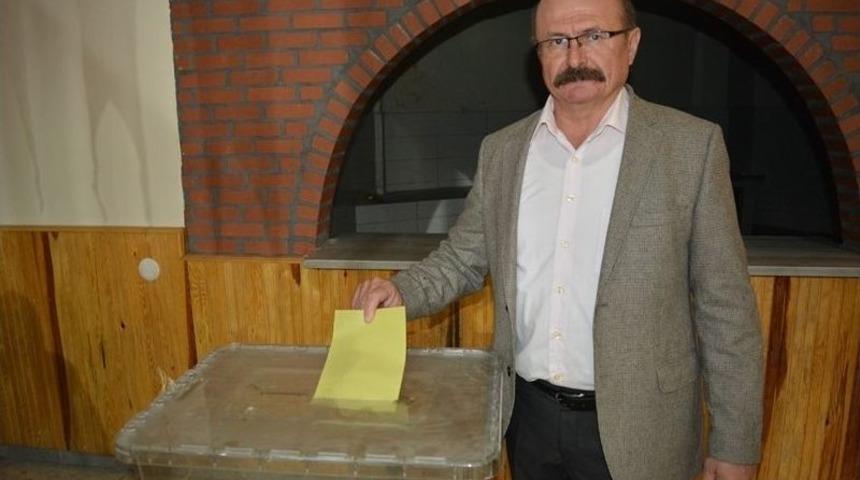 Chp Bigadi&ccedil; İl&ccedil;e Başkanlığına Demir Se&ccedil;ildi