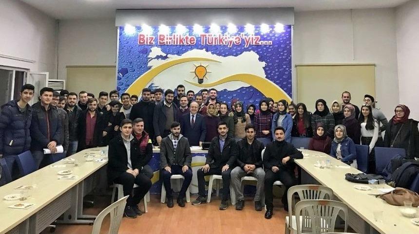 Karadağ, Gen&ccedil;lerle Buluştu