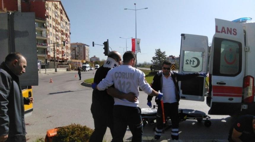 Sungurlu&rsquo;da Trafik Kazası: 3 Yaralı