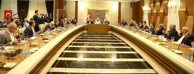 Diyanet İşleri Başkanı Ali Erbaş, Ato Mescidinde Cuma Namazı Kıldırdı 1