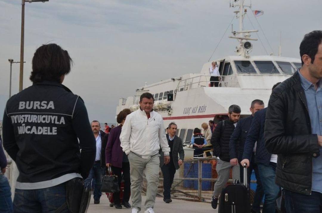 Deniz Otob&uuml;s&uuml;nde Nefes Kesen Uyuşturucu Operasyonu