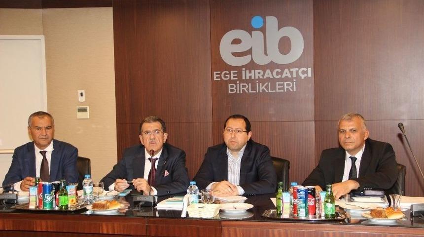 İhracat&ccedil;ıdan, &ldquo;tmo, Fındık Ve &Ccedil;ekirdeksiz Kuru &Uuml;z&uuml;mde Olduğu Gibi Kuru Kayısıda Da Rol Oynamalı&rdquo; Talebi