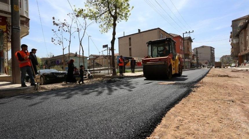 İzmit&rsquo;te Yollar Yenileniyor