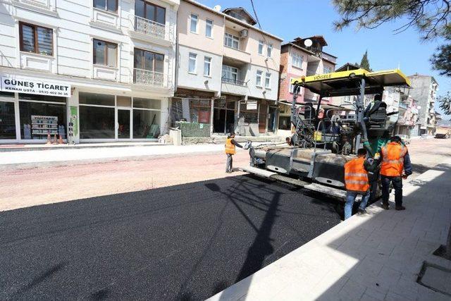 İzmit’te Yollar Yenileniyor