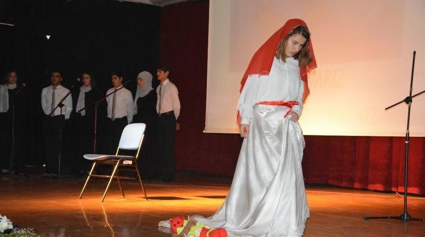 İnsan Hakları G&uuml;n&uuml; Aliağa&rsquo;da Kutlandı