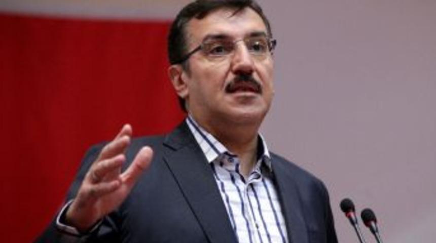 Bakan T&uuml;fen&ccedil;i B&uuml;y&uuml;me Rakamlarını Değerlendirdi