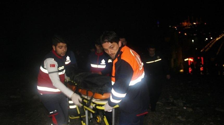 Beyoğlu&rsquo;nda Metruk Bina &Ccedil;&ouml;kt&uuml;: 1 &Ouml;l&uuml;