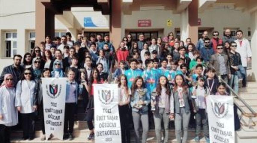 Toki &Uuml;mit Yaşar Oğuzcan Ortaokulu&rsquo;nun Spor Başarısı