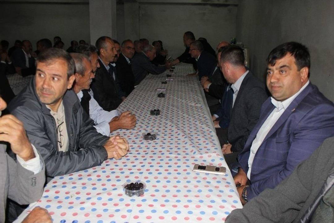 Ağlan K&ouml;y&uuml;nde Geleneksel İftar Yemeği