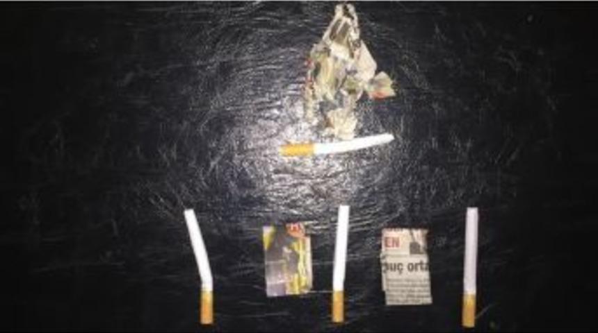 Uyuşturucu Kullanırken Yakalanan 3 Şahıs G&ouml;zaltına Alındı