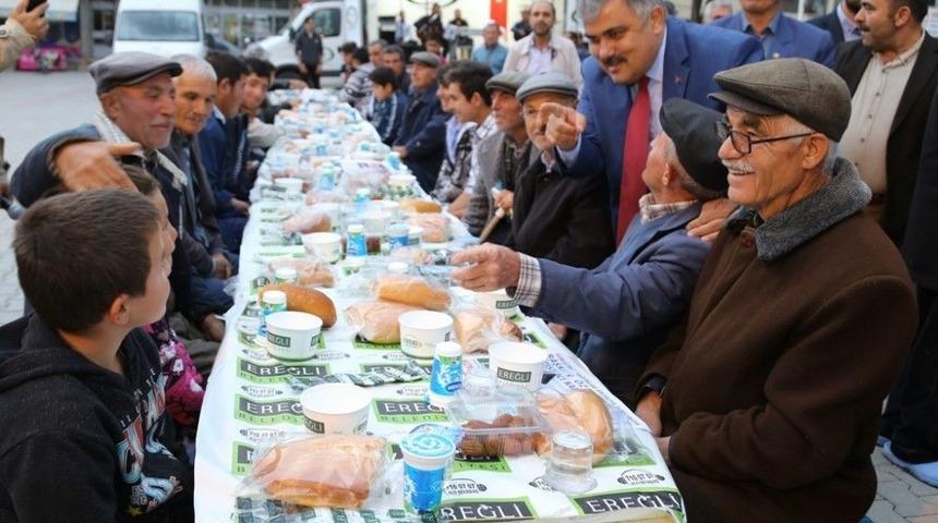 Ereğli Belediyesi Mahalle İftarlarına Devam Ediyor