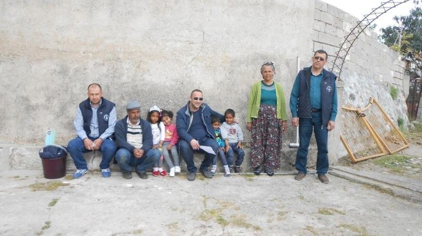 Yangın Mağduru Aileye Burhaniye Belediyesi Sahip &Ccedil;ıktı