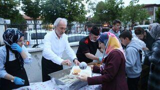 Vefa Ve Yıldırım Beyazıt’ta İftar