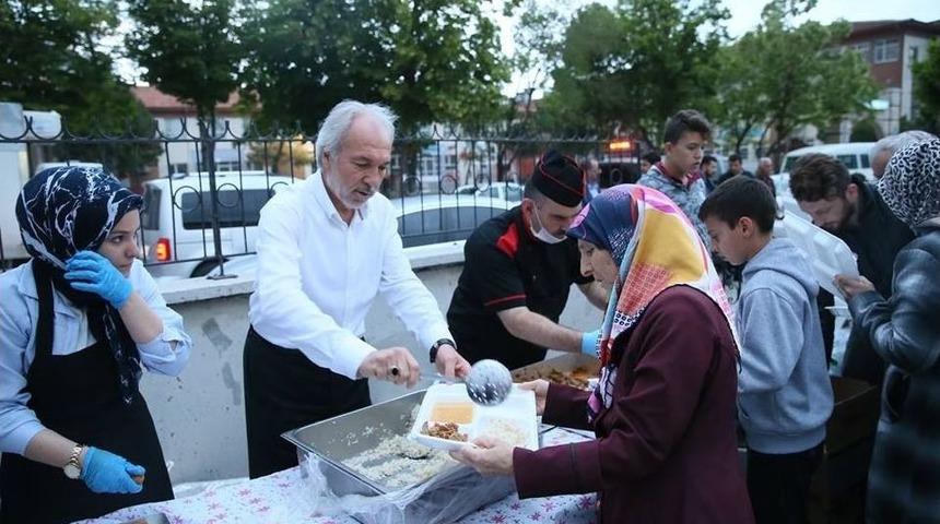 Vefa Ve Yıldırım Beyazıt’ta İftar