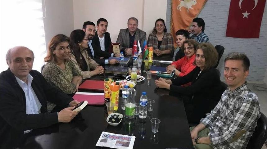 Asimder&rsquo;e Teşekk&uuml;r Plaketi