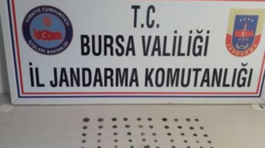 Kayseri&rsquo;de İzinsiz Kazıdan &Ccedil;ıkardığı Tarihi Eserleri Bursa&rsquo;ya Getirirken Yakalandı