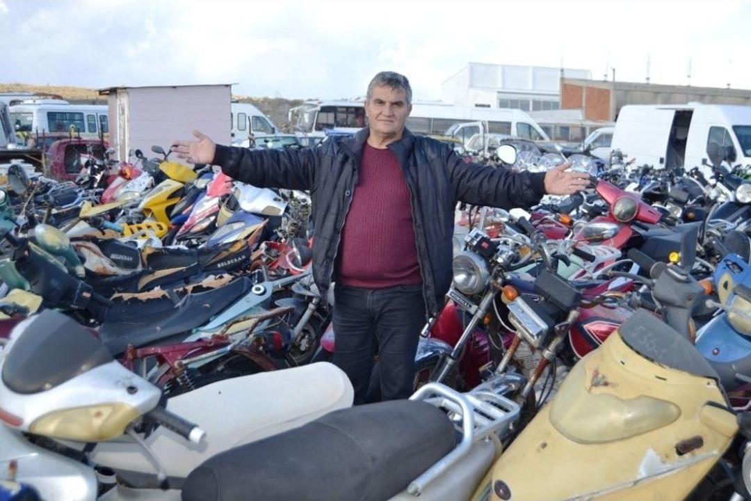 Yediemin Deposunda 8 Milyon Liralık Ara&ccedil; &Ccedil;&uuml;r&uuml;yor