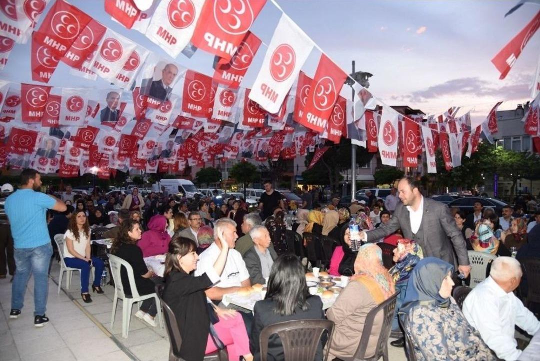 Başkan Erg&uuml;n İftarı Somalılarla Birlikte A&ccedil;tı