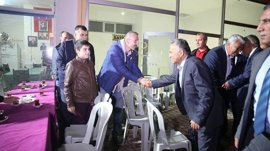 B&uuml;y&uuml;kkılı&ccedil; Keykubat Halkı İle Beraber