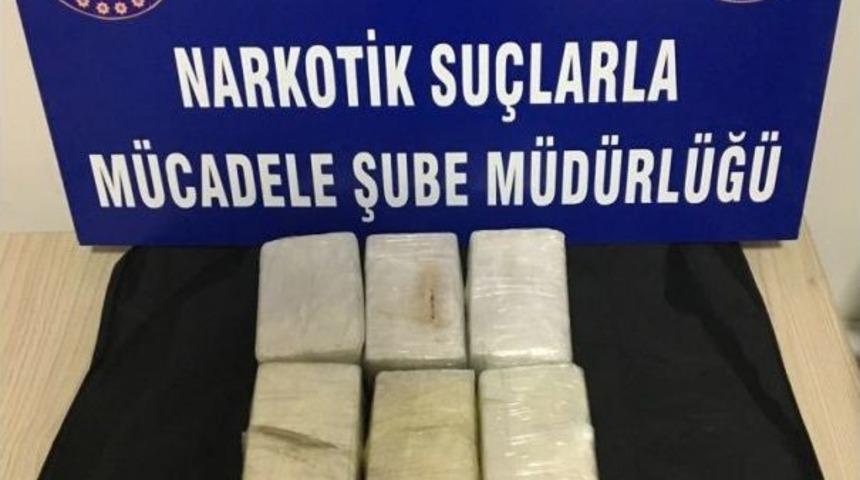 Dur İhtarına Uymayan S&uuml;r&uuml;c&uuml;n&uuml;n Motosikletinden 10 Kilo Eroin &Ccedil;ıktı