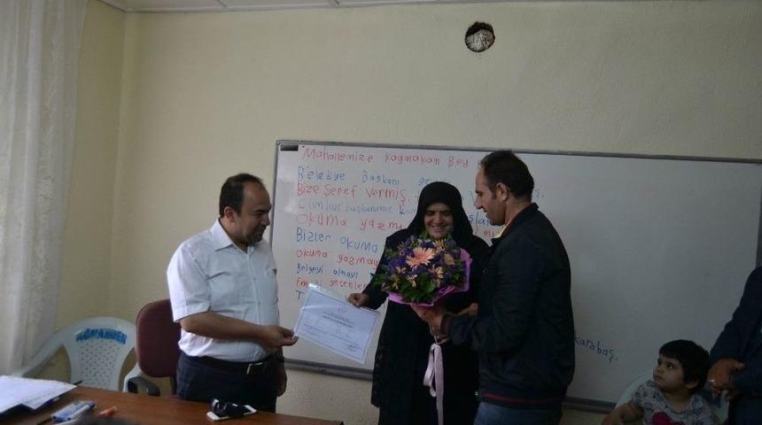 Kulu&rsquo;da Okuma-yazma Kursunu Bitiren Kursiyerlere Sertifikaları Verildi