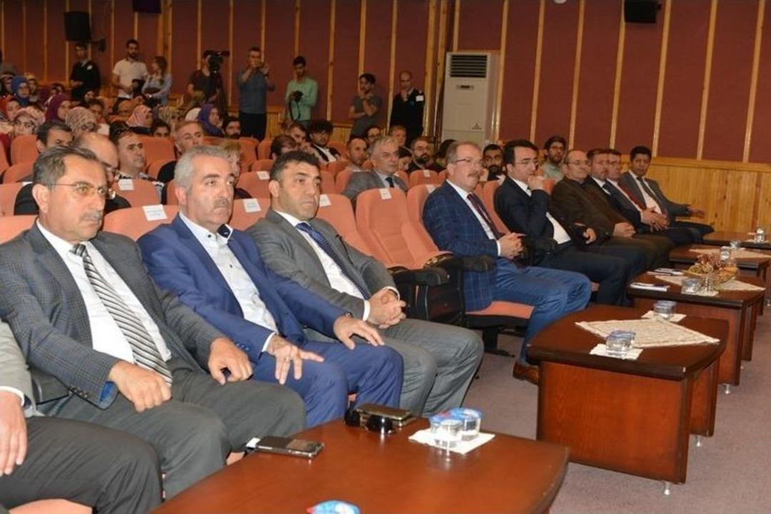 &lsquo;&ccedil;eşm-i Cihan Sohbetleri&rsquo;nde &lsquo;mefhum&rsquo; Anlatıldı