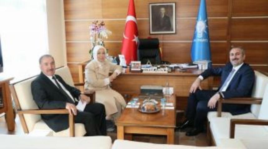 Akdemir G&uuml;l Ve &Ccedil;alık&rsquo;ı Ziyaret Etti