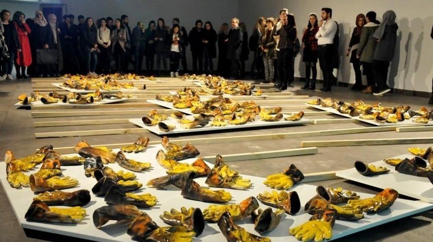 İş Kazalarına Dikkat &Ccedil;ekmek İ&ccedil;in İş Eldivenlerinden Sergi A&ccedil;ıldı