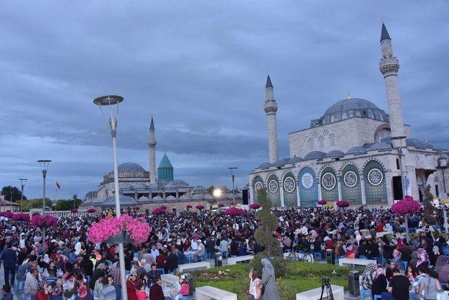 Konya Büyükşehir’den Kardeşlik İftarı