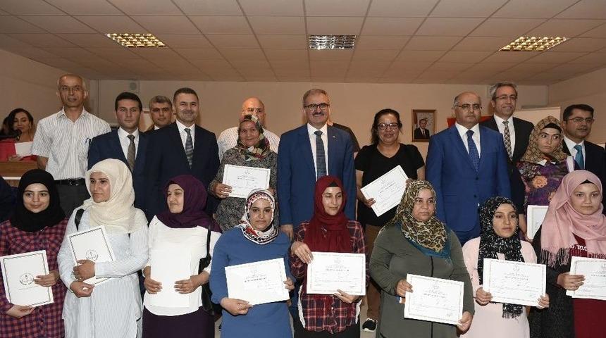 Antalya Okuryazar Oranında Birinci Sırada Yer Aldı