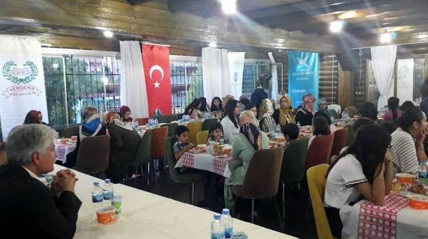 Sevgi Evlerinde Kalan &Ccedil;ocuklara İftar