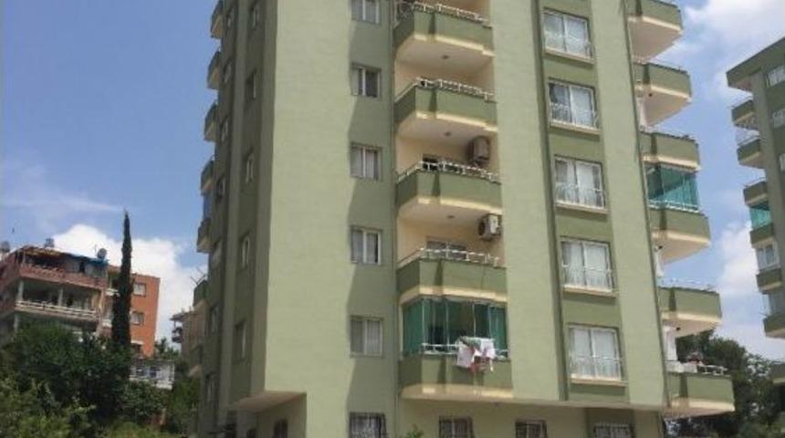 Adana&rsquo;da Emekli Polis Memuru, Eşini &Ouml;ld&uuml;rd&uuml;