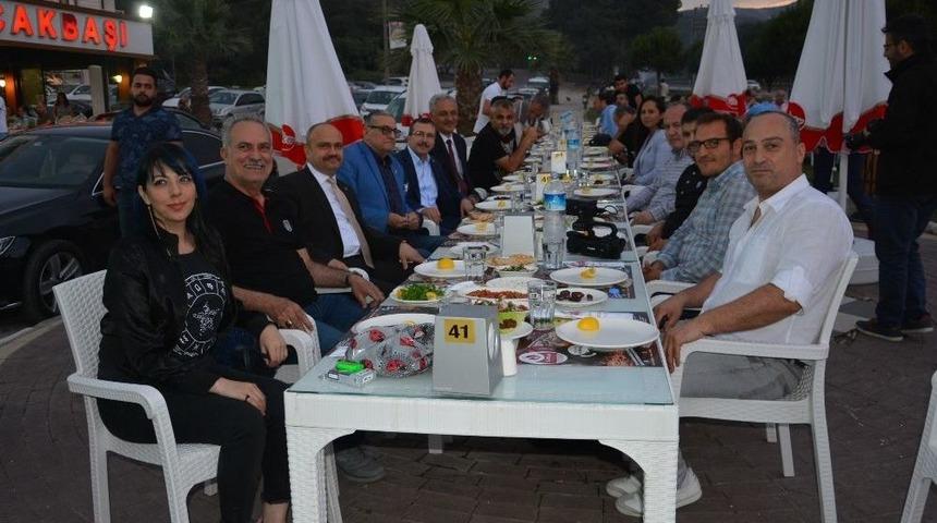 Ak Parti&rsquo;li Aydemir Basınla Buluştu