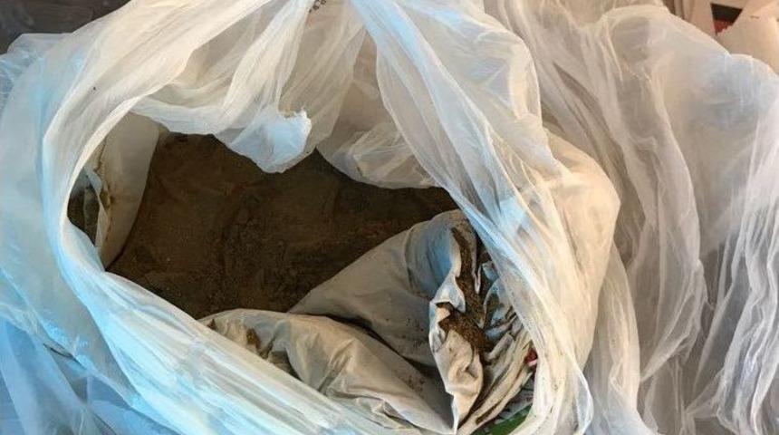 Otob&uuml;ste Uyuşturucu Madde Ele Ge&ccedil;irildi