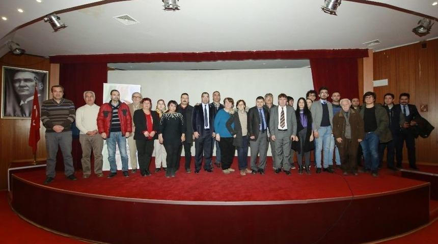 Eskişehir Azerbaycanlılar Derneği&rsquo;nde &lsquo;&rsquo;21 Azer Ve G&uuml;ney Azerbaycan&rsquo;ın Bug&uuml;n&uuml;&rsquo;&rsquo; Konferansı